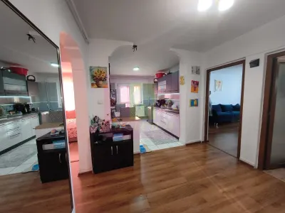 Apartament spațios de 4 camere bl 1982 Berceni etajul 8 bloc anvelopat - Bucuresti