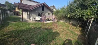 Casa cu 3 camere de vanzare in Campina - Campina