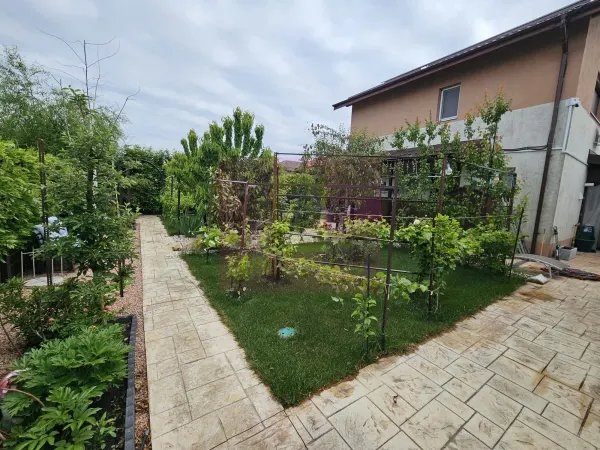 Casă 4 camere Sabareni - poza 2