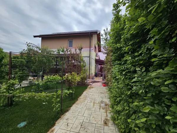 Casă 4 camere Sabareni - poza 7