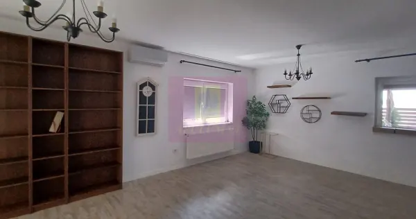 Casă 4 camere Sabareni - poza 9