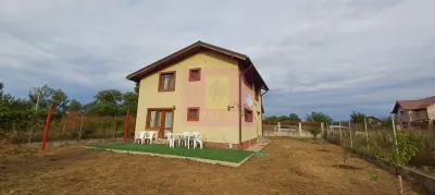 Casă 4 camere Sabareni - poza 13