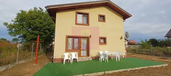 Casă 4 camere Sabareni - poza 14