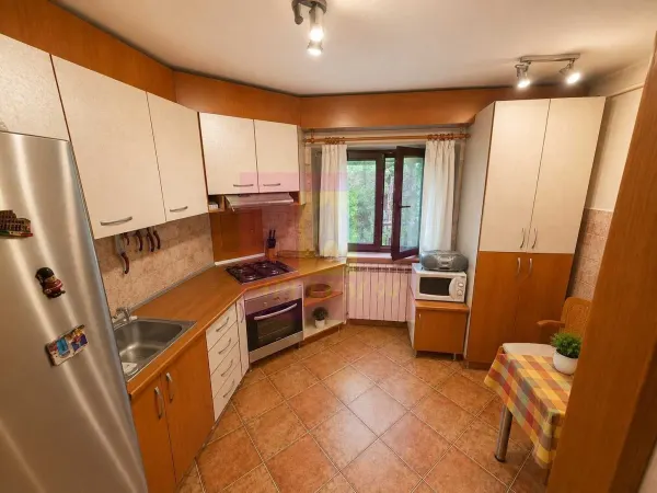 Apartament 3 camere București - poza 1
