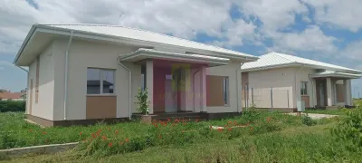 Gulia, casă nouă parter 4 camere, curte 514 mp - foto 3