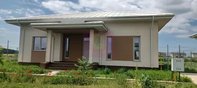 Gulia, casă nouă parter 4 camere, curte 514 mp - foto 4