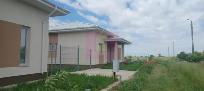 Gulia, casă nouă parter 4 camere, curte 514 mp - foto 7
