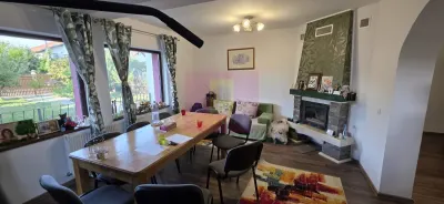 Casă 6 camere Banesti - poza 3