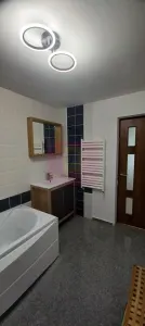 Casă 4 camere Sabareni - poza 16