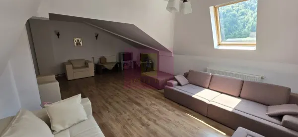 Casă 9 camere Sinaia - poza 4