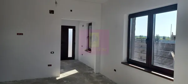 Casă 4 camere Sabareni - poza 7