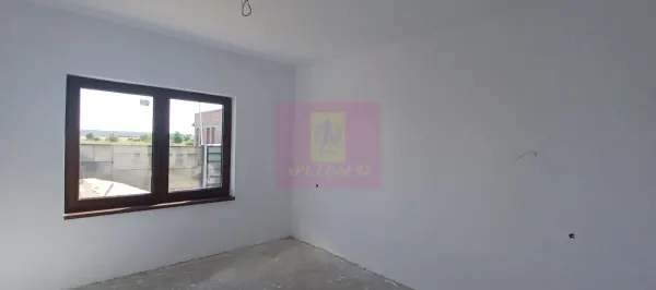 Casă 4 camere Sabareni - poza 9
