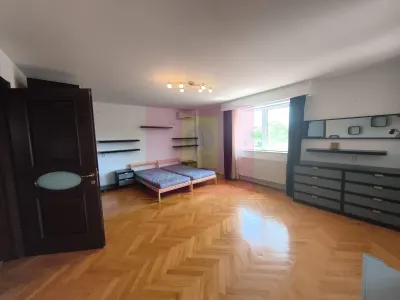 Casă 7 camere Voluntari - poza 25