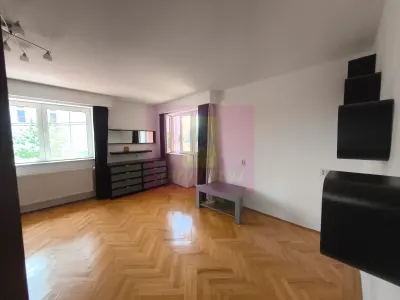 Casă 7 camere Voluntari - poza 9