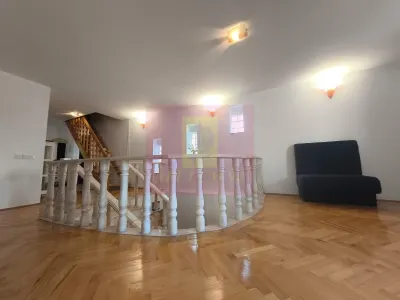 Casă 7 camere Voluntari - poza 10