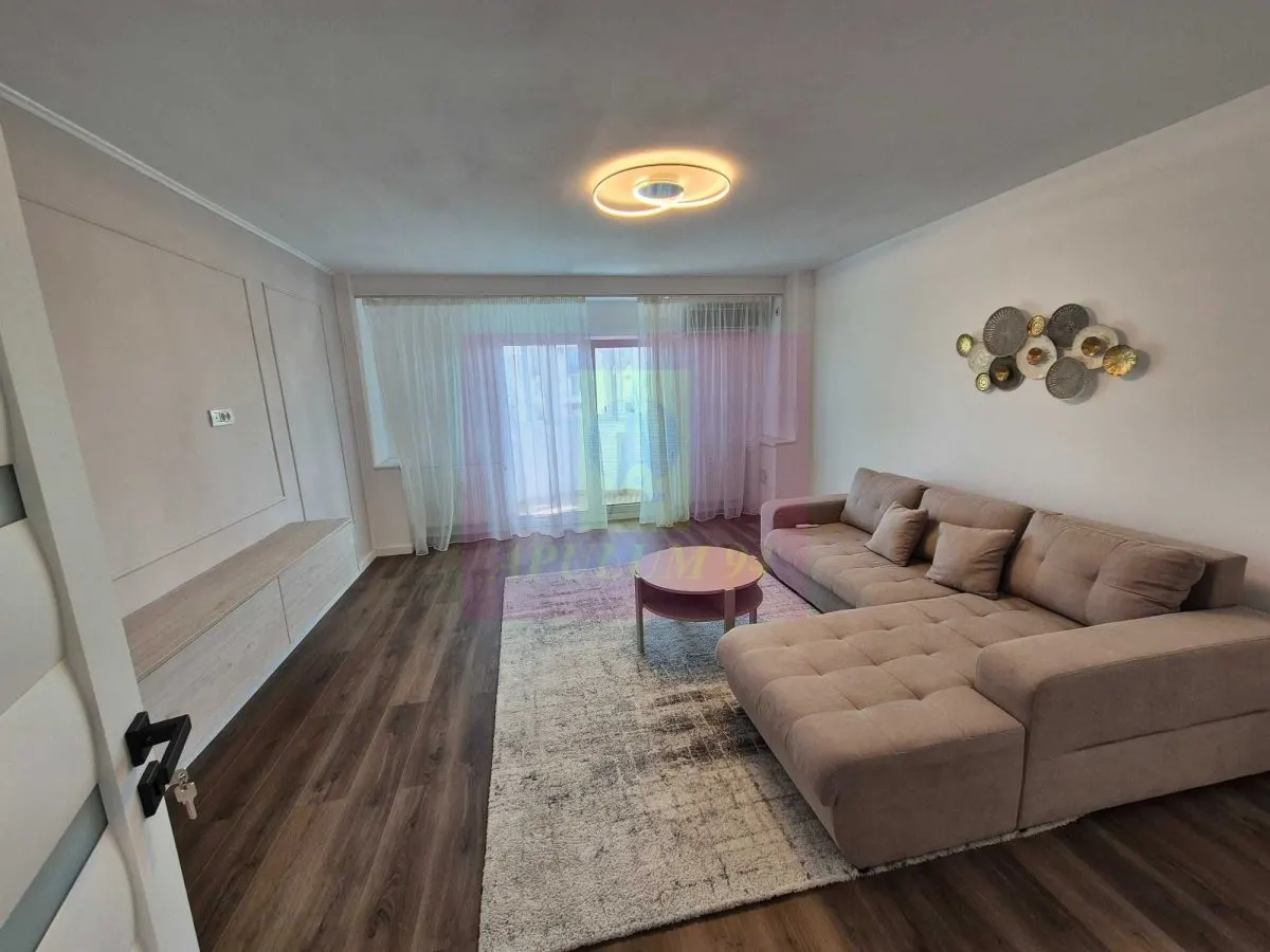Apartament 3 camere București - poza 1