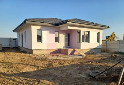 Casă 4 camere Dragomiresti-Vale - poza 3