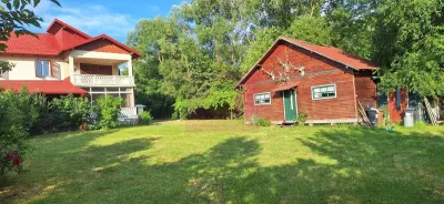 Vila de vanzare cu 6 camere si teren de 5116 mp in Cornu, Prahova - foto 1