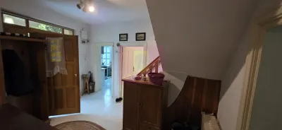 Vila de vanzare cu 6 camere si teren de 5116 mp in Cornu, Prahova - foto 12