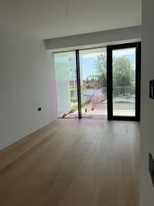 Apartament 4 camere București - poza 2
