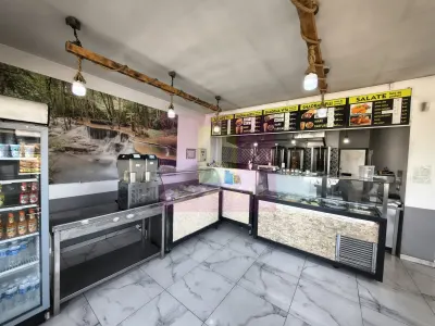 Spațiu comercial 1 Decembrie - poza 2