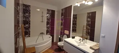 Casă 6 camere Sabareni - poza 12