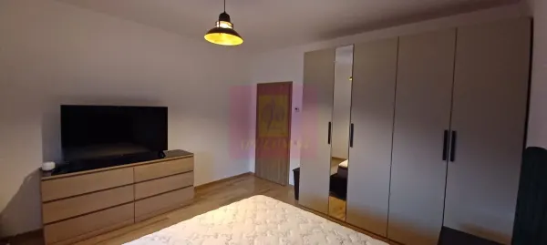 Casă 6 camere Sabareni - poza 15