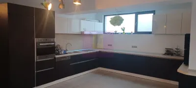 Casă 6 camere Sabareni - poza 5
