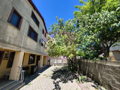 Vilă tip Duplex- zona Antiaeriană - Bucuresti