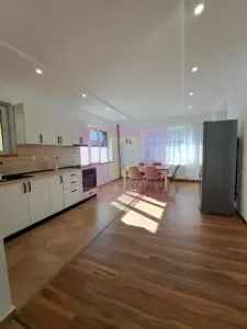 Casă 7 camere Bușteni - poza 9