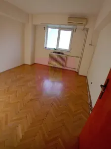 Apartament 4 camere București - poza 4