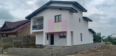 Săbăreni, casă p+1E+m, 5 camere, 3 bai, terasă acoperită, CT - Sabareni