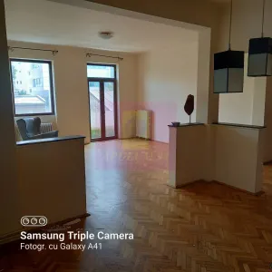 Apartament 5 camere București - poza 4