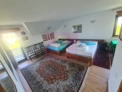 Casă 5 camere Comarnic - poza 18