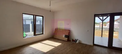 Casă 4 camere Sabareni - poza 8