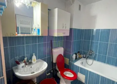 Apartament cu 2 camere de vânzare în Sinaia - foto 11