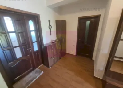Vilă de vânzare în Breaza - Zona Liceul Militar - foto 63