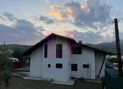 Vilă de vânzare în Comarnic - Comarnic