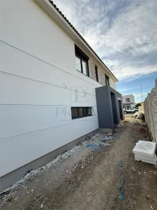 Casă 5 camere Moșnița Nouă - poza 2