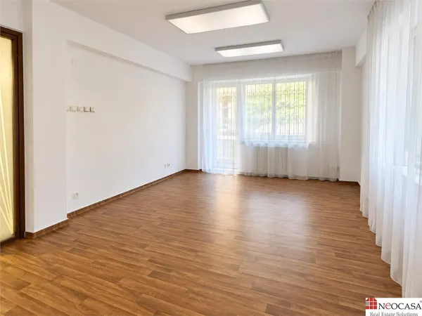 Apartament 4 camere București - poza 1