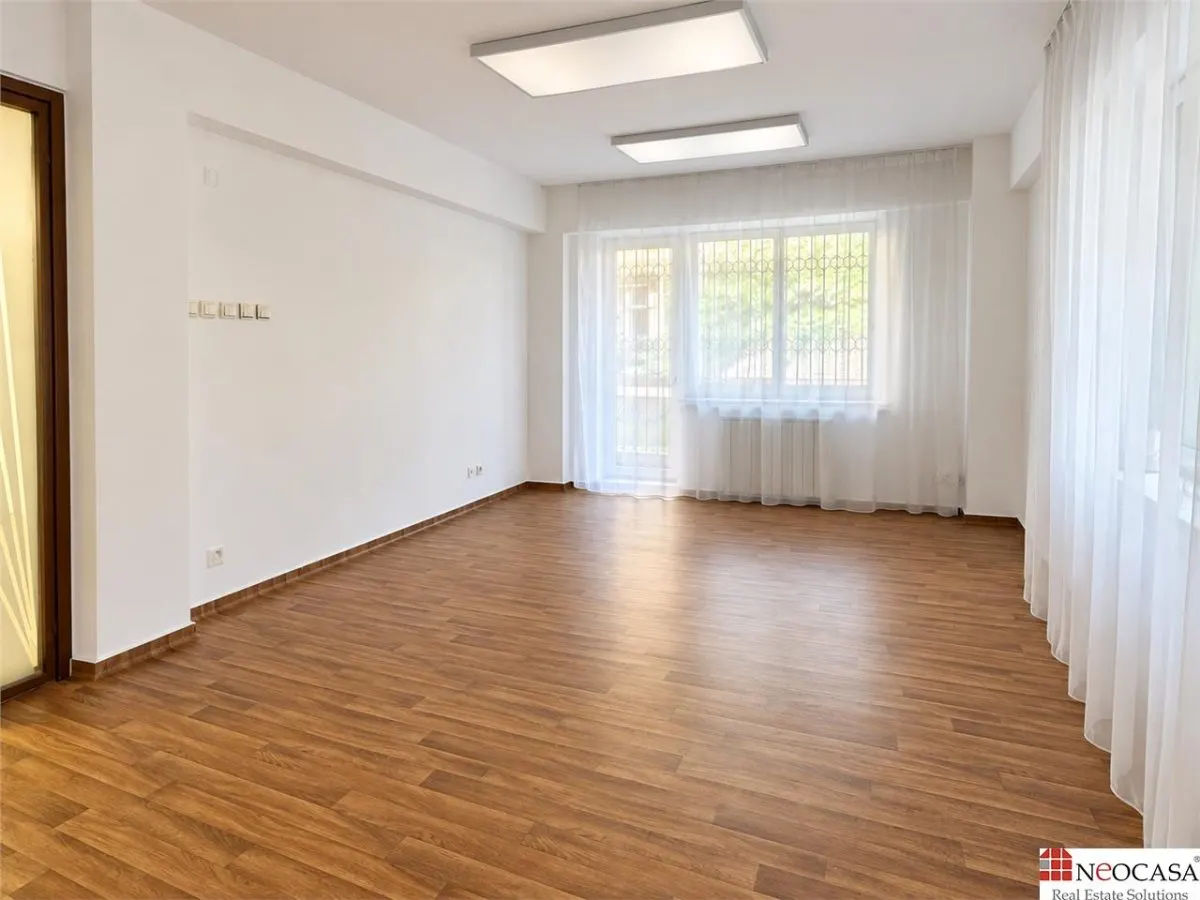 Apartament 4 camere București - poza 1