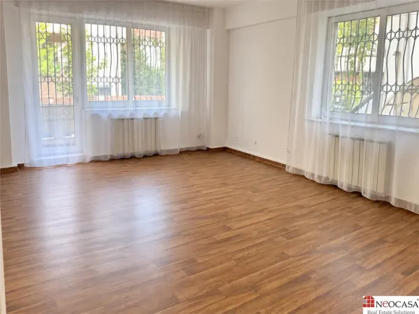 Apartament 4 camere București - poza 2