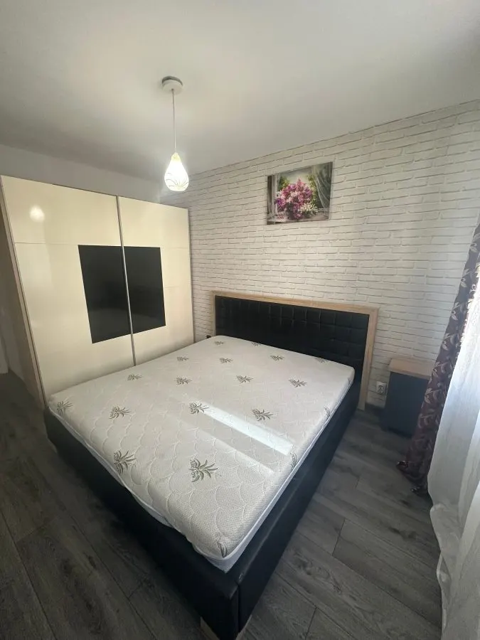 Apartament 3 camere București - poza 1
