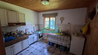 Casă 5 camere Soveja - poza 5