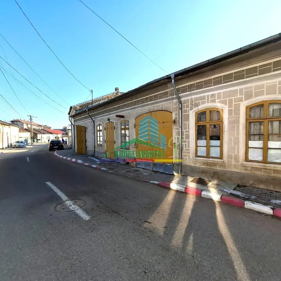 Casă 4 camere Odobești - poza 1