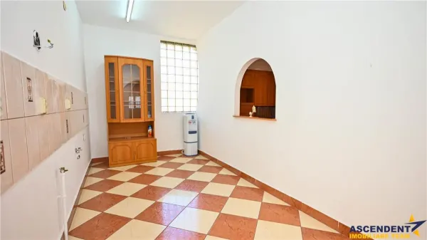 Casă 13 camere Brașov - poza 22