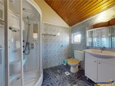 Casă 13 camere Brașov - poza 24