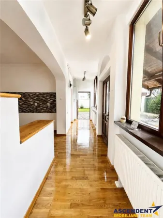 Casă 3 camere Brașov - poza 3