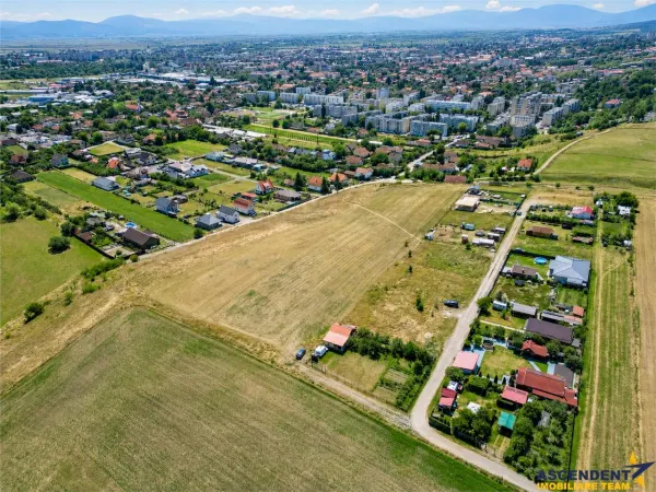 Teren Sfântu Gheorghe - poza 1