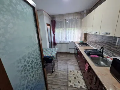 Apartament 4 camere Brăila - poza 2